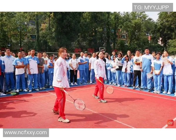 陈芳独家分享排球心得与技巧助你提升球技的全方位指南 陈芳独家分享排球心得与技巧助你提升球技的全方位指南