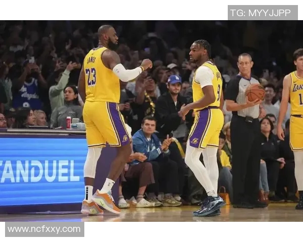 詹姆斯父子同场竞技倒计时布朗尼正式宣布参加NBA选秀