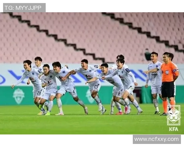 全南天龙与蔚山现代激战正酣谁能在这场较量中笑到最后