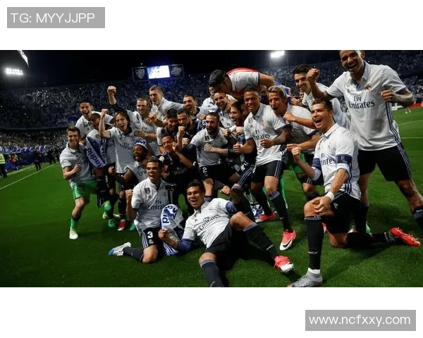 皇马与巴萨经典对决瞬间回顾精彩照片集锦 皇马与巴萨经典对决瞬间回顾精彩照片集锦