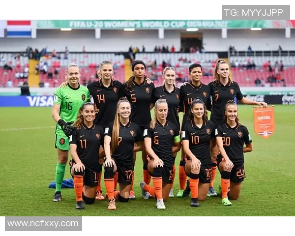 梦十队与西班牙决赛精彩对决回顾与分析全景呈现