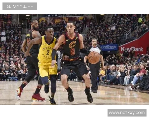 网队与76人激战正酣球星对决引发球迷热议与期待