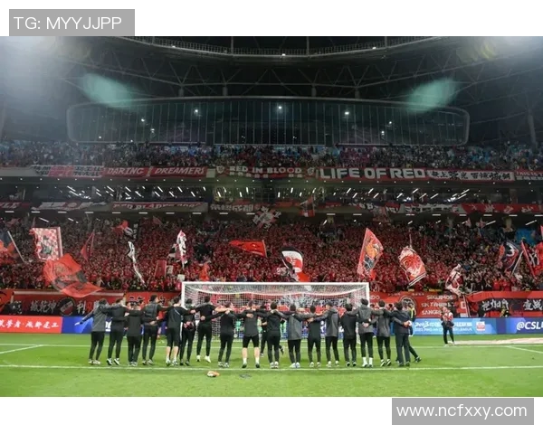 西部悉尼迎战上海上港亚洲足球对决引发球迷热情期待 西部悉尼迎战上海上港亚洲足球对决引发球迷热情期待