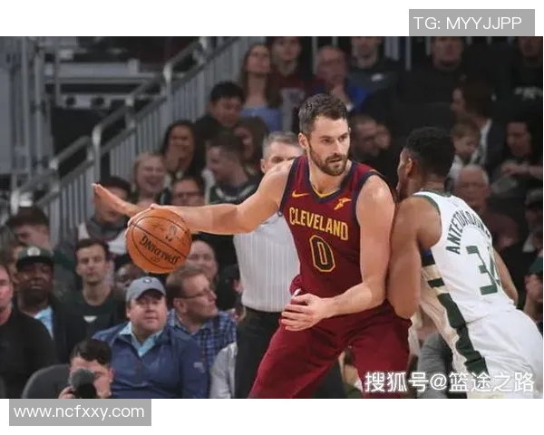 马库斯斯马特的篮球之路与冠军梦想的追逐历程