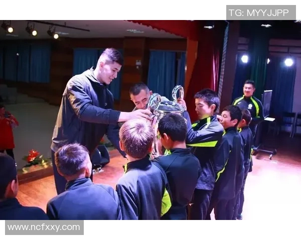 可兰白克：探寻这位杰出运动员背后的奋斗故事与荣耀时刻