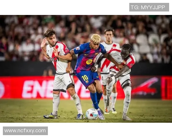 巴萨与瓦伦西亚历史交锋战绩分析及近期表现对比