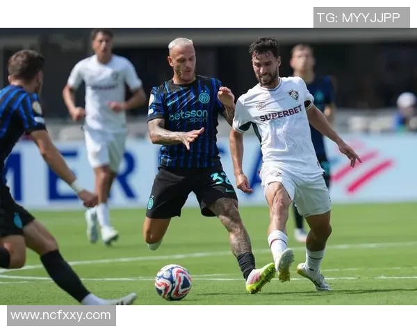 桑托斯与米嫩的激烈对决揭示了巴西足球的魅力与竞争精神