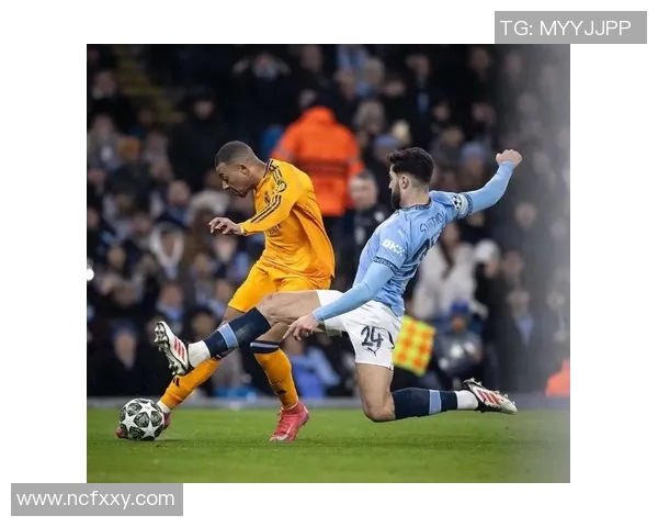 法国与乌拉圭足球对决精彩瞬间图片回顾与分析 法国与乌拉圭足球对决精彩瞬间图片回顾与分析